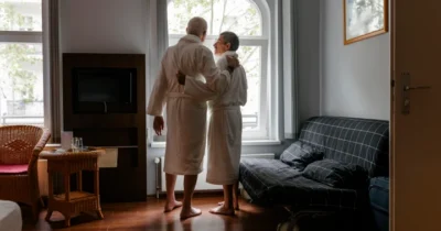 Unlocking the Secrets of Age-Related Sleep Patterns: Why Older Adults Wake Up Earlier